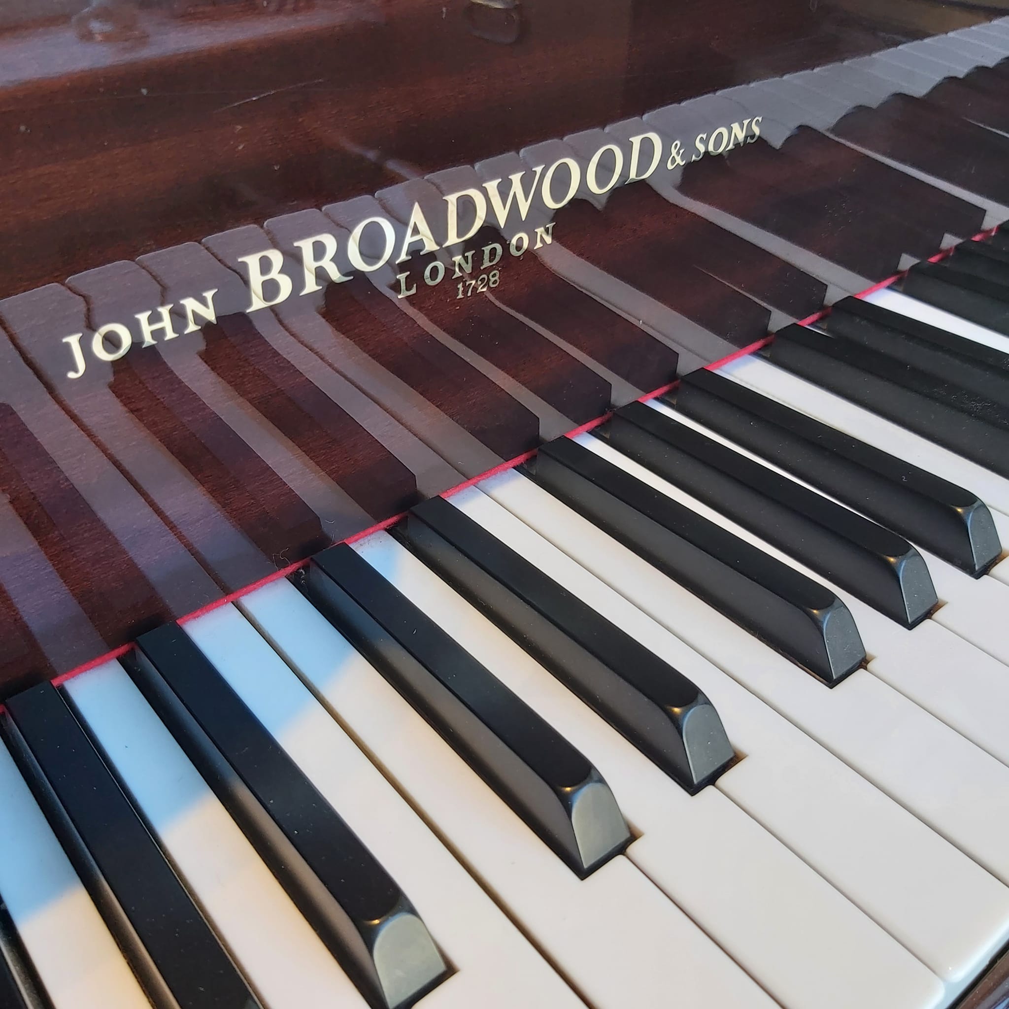 Acoustic grand and upright pianos for sale