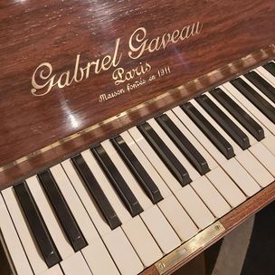 GAVEAU rosewood upright piano 01